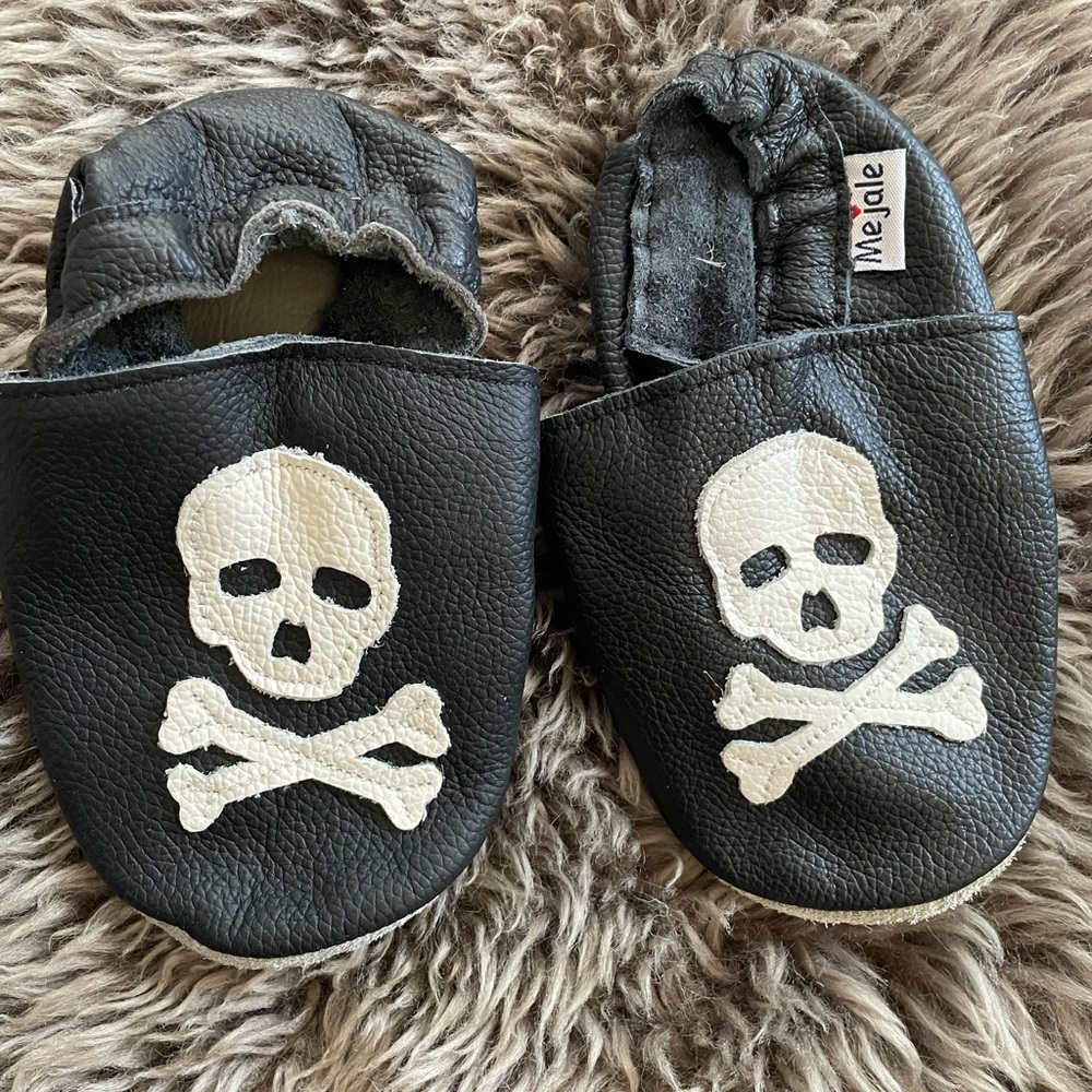 Black Skull and Crossbones Moccasins